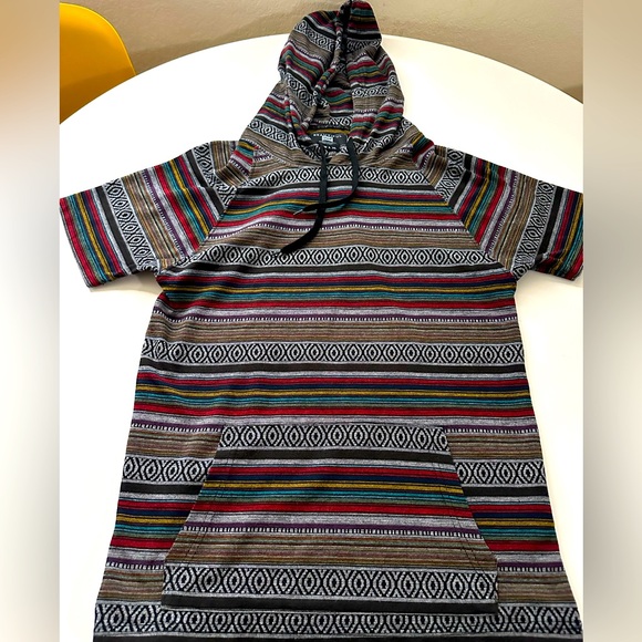 Hooded sweatshirt Peruvian, indigenous, - Picture 1 of 3